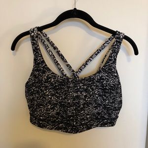 Lululemon Energy bra in black/white pattern